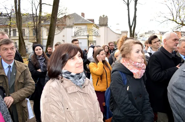 У Франківську протягом трьох днів фахівці з України і Польщі вирішуватимуть долю палацу Потоцьких (фото) — фото 3