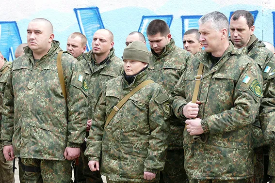 Зведений загін прикарпатських правоохоронців відрядили у зону АТО (фото) — фото 6