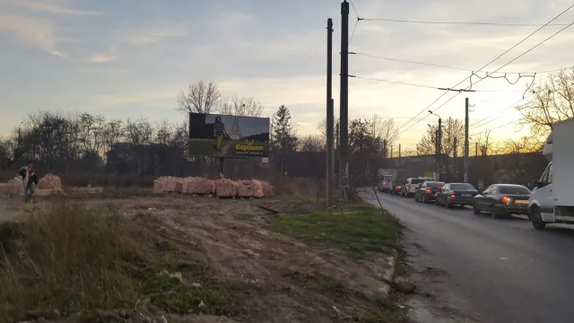 У Франківську чергове незаконне будівництво (фото) — фото 1
