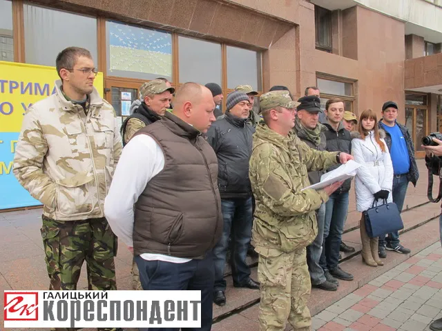За порушення статуту виключили одного з членів франківської "Самооборони" (відео) — фото 1