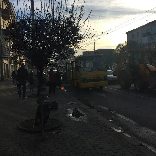 Пасажири міської маршрутки, яка загорілась, розповіли подробиці події — фото 1