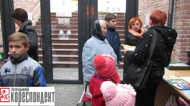 У Франківську відрили клініку для ведмежат (фото) — фото 12