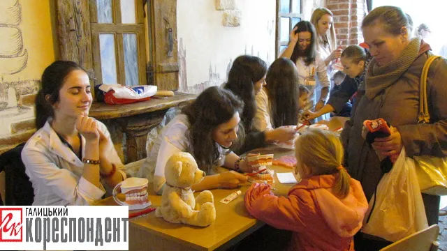 У Франківську відрили клініку для ведмежат (фото) — фото 6