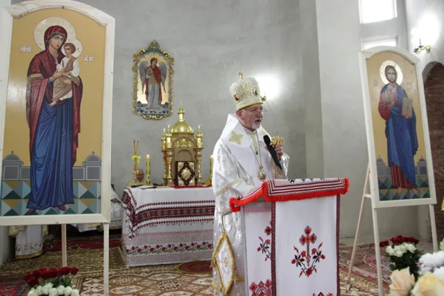В обласному центрі освятили Церкву Архистратига Михаїла (фото) — фото 16