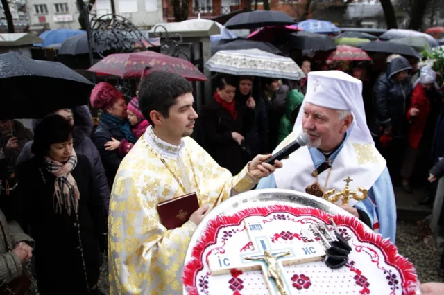 В обласному центрі освятили Церкву Архистратига Михаїла (фото) — фото 3