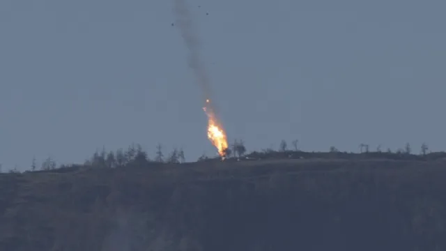 На кордоні з Сирією Туреччина збила російський літак Су-24 (фото+відео) — фото 3
