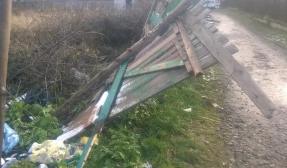 В Івано-Франківську близько десяти років пустує ділянка, відзначена на карті міста як вулиця Пулюя 1 (фото) — фото 1