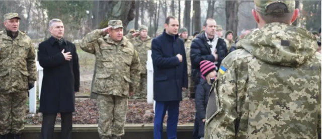 У Меморіальному сквері, що в Івано-Франківську, відбулася панахида і вшанування пам’яті загиблих в АТО бійців (фоторепортаж) — фото 6
