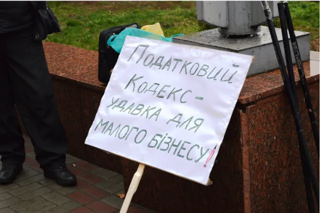 Підприємці Івано-Франківська прийшли на мітинг під міськраду (фото+відео) — фото 1