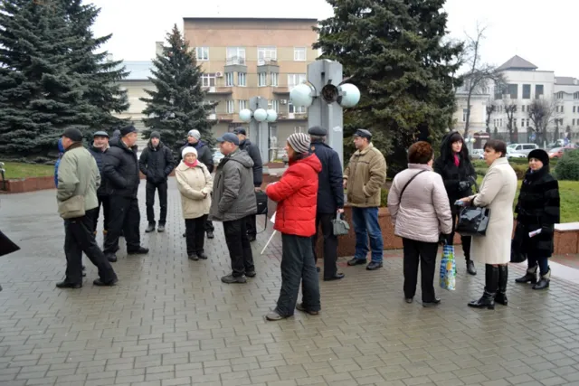 Підприємці Івано-Франківська прийшли на мітинг під міськраду (фото+відео) — фото 2
