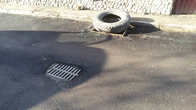 Франківці обурені ремонтом на вулиці Урожайна (фото) — фото 2