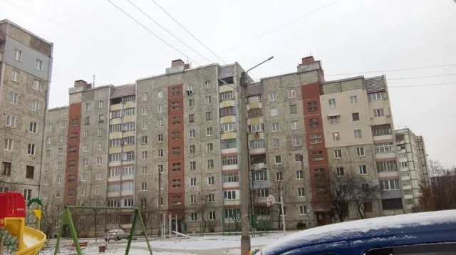 В Івано-Франківську встановили освітлення для дитячого майданчика (фото) — фото 1