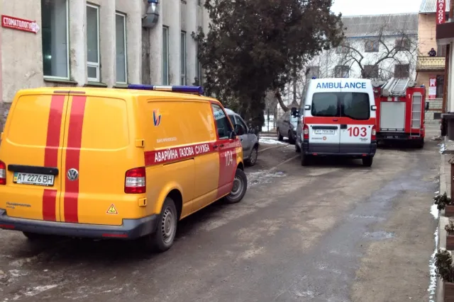 На Чорновола в житловому будинку стався вибух. Є постраждалі (фото) (оновлено) — фото 3