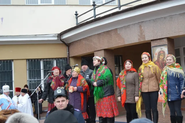 На площі Ринок відбулось святкове дійство «Во Йордані крещаюся, Тобі, Господи» (фото+відео) — фото 3