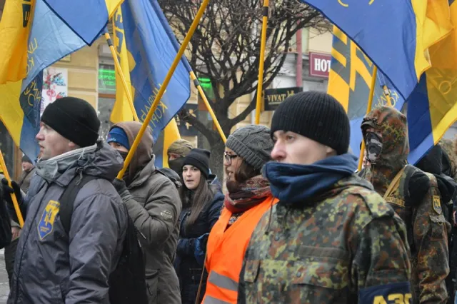 В Івано-Франківську «Азов» провів акцію «марш Справедливості» (фото+відео) — фото 11