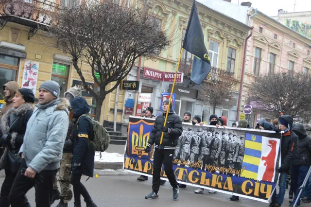 В Івано-Франківську «Азов» провів акцію «марш Справедливості» (фото+відео) — фото 12