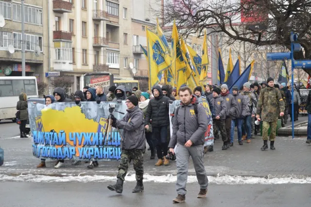 В Івано-Франківську «Азов» провів акцію «марш Справедливості» (фото+відео) — фото 6