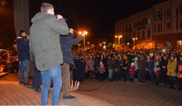 Іванофранківці вшанували пам'ять Андрія Кузьменка (Скрябіна), який загинув рік тому (фото+відео) — фото 4