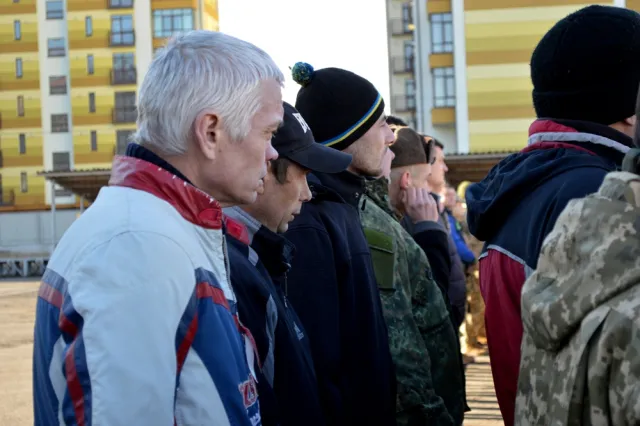 У Франківську 45 майбутніх контрактників провели на військову службу — фото 16