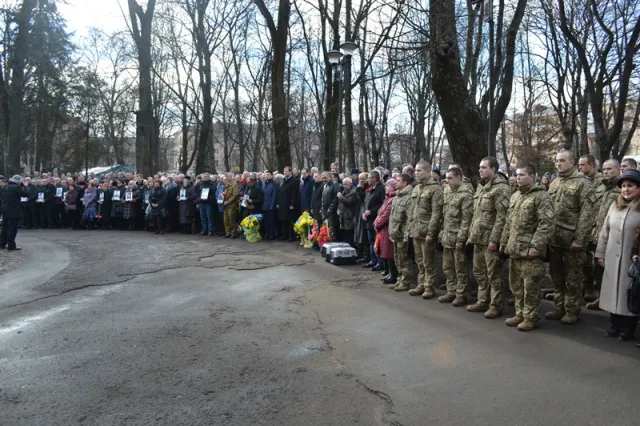 В Івано-Франківську вшанували чергову річницю виведення військ з Афганістану — фото 2