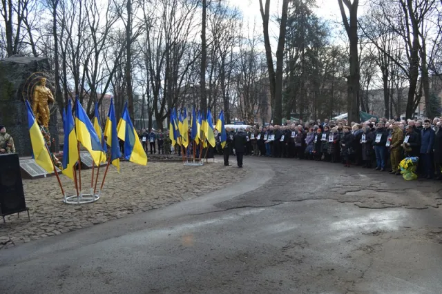 В Івано-Франківську вшанували чергову річницю виведення військ з Афганістану — фото 3