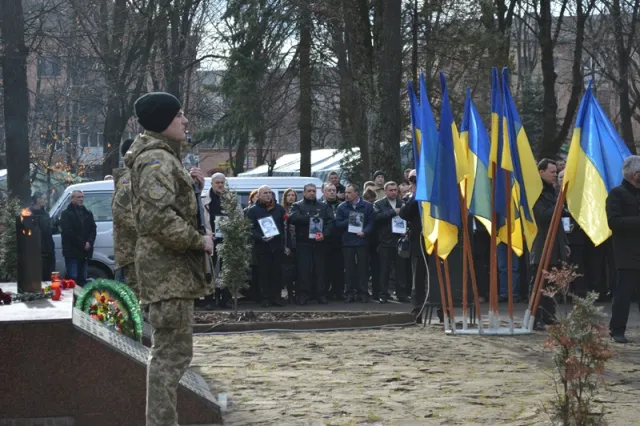 В Івано-Франківську вшанували чергову річницю виведення військ з Афганістану — фото 4