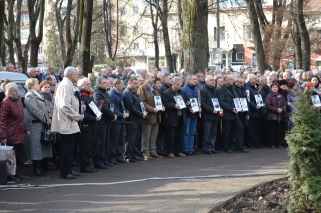 В Івано-Франківську вшанували чергову річницю виведення військ з Афганістану — фото 6