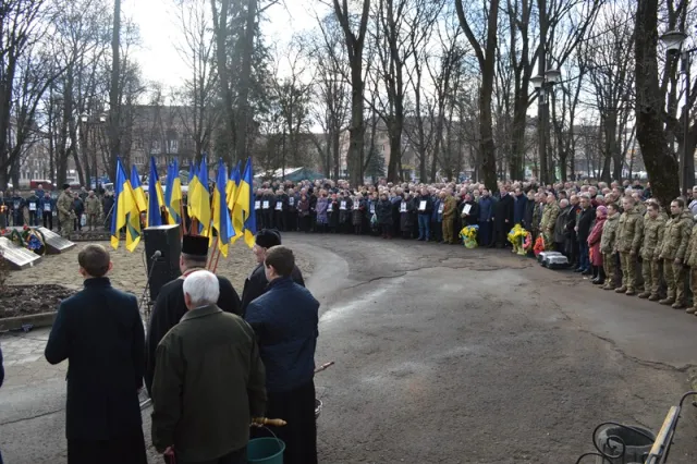 В Івано-Франківську вшанували чергову річницю виведення військ з Афганістану — фото 8