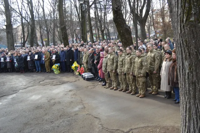 В Івано-Франківську вшанували чергову річницю виведення військ з Афганістану — фото 10
