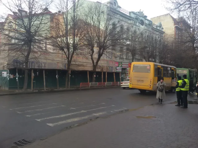 Франківська поліція взялась і за пішоходів — фото 1