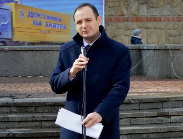 У центрі Франківська читали вірші Шевченка — фото 5