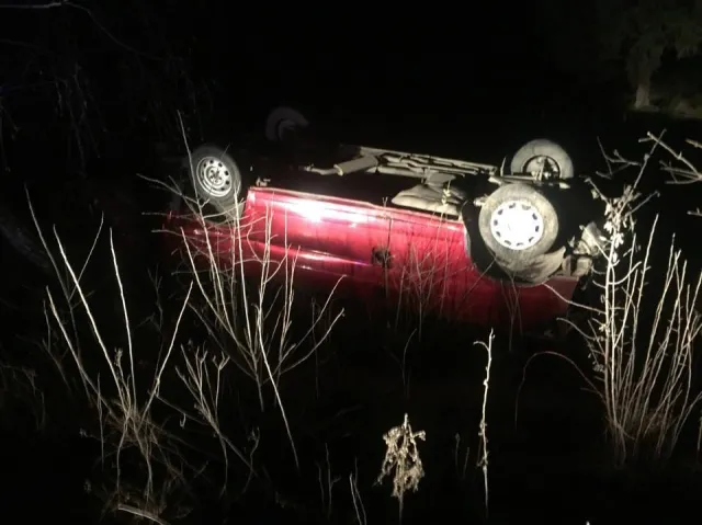 На Прикарпатті п'яний водій ВАЗу на великій швидкості врізався у Volkswagen, постраждало двоє людей — фото 4