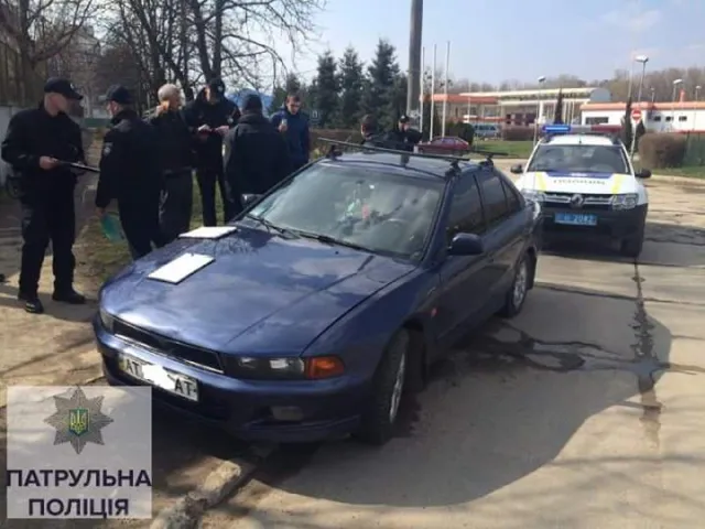 У Франківську неповнолітній, який вчинив два ДТП та втік з місця пригоди, відбувся штрафом — фото 2