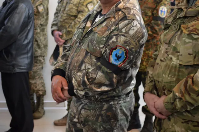 У смертельній аварії загинув голова франківської «Самооборони», а згодом у лікарні померла і 27-річна пасажирка. Сотні франківців попрощалась із Гринчуком — фото 14