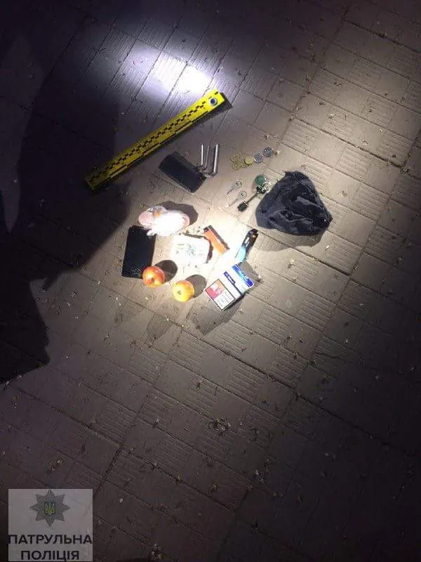Франківські поліцейські затримали двох викрадачів камер спостереження — фото 2