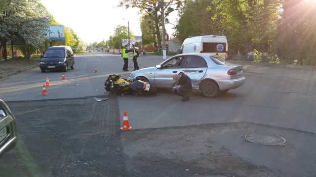 У Франківську в ДТП потрапив іноземець та франківець, першого госпіталізували до лікарні — фото 3