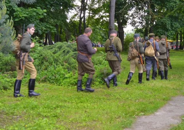 У міському парку провели реконструкція бою чоти УПА проти нацистів — фото 19