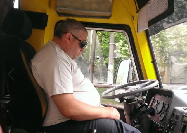 Через паління у салоні водію франківської маршрутки оголосили догану — фото 1