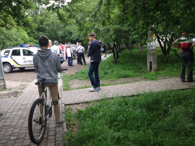 У Франківську на вулиці Молодіжній мешканець Тернопільщини вбив уродженку Криму. Чоловікові загрожує до 15 років тюрми — фото 4