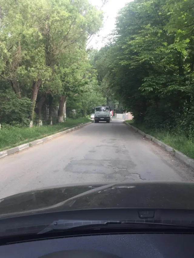На Мазепи мотоцикл врізався у «Камаз» - мотоцикліста із численними ранами госпіталізували до лікарні — фото 7