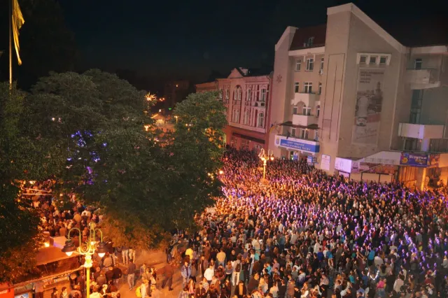 У Івано-Франківську гурт Brutto & Ляпіс завершив Porto Franko Gogol Fest — фото 2