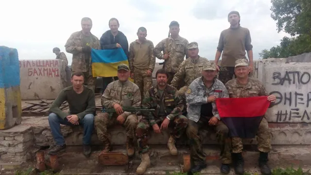 Руслан Марцінків та кілька чиновників побували в зоні АТО — фото 5
