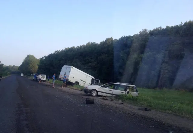Cмертельне ДТП на Коломийщині: загинув 24-річний водій. Правоохоронці розповіли подробиці аварії — фото 1