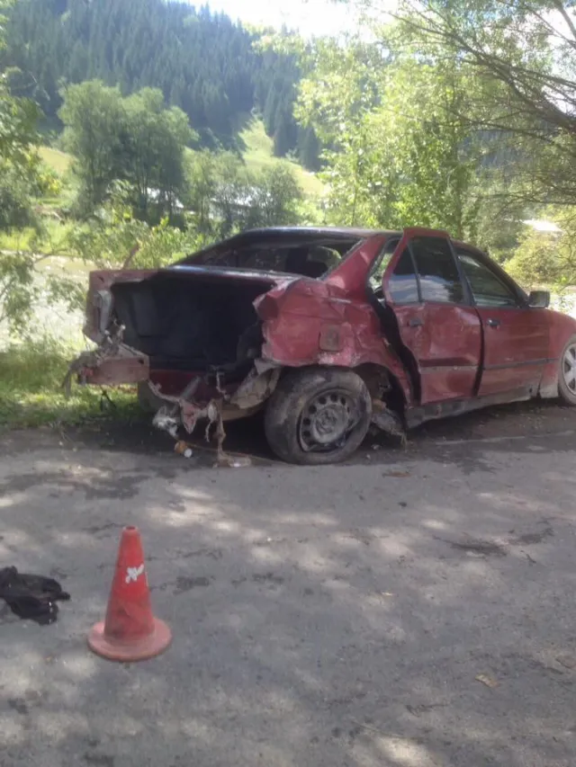 Днями у Верховинському районі сталася ДТП за участю працівника поліції — фото 1