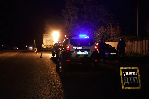 На Коломийщині водій вантажівки насмерть збив поліцейського. Сьогодні друзі та рідні попрощалися із загиблим — фото 7