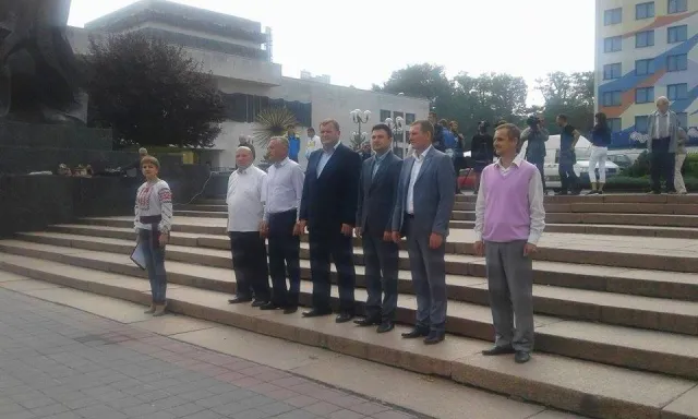 З нагоди відкриття Параолімпійських ігор у Івано-Франківську урочисто підняли державний прапор — фото 3