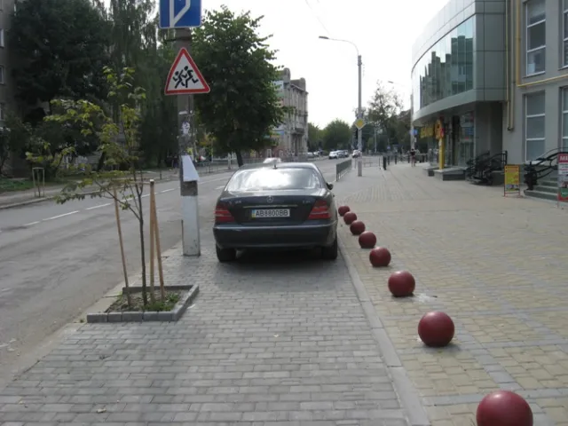 У Івано-Франківську відзначився черговий авторагуль — фото 1