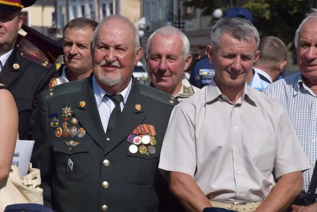 У Івано-Франківську відзначали День рятувальника. Діти спробували себе у ролі рятувальників — фото 2