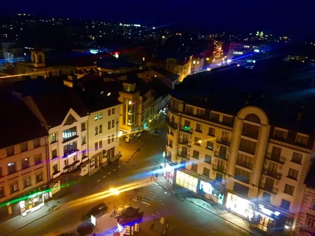 Оглядовий майданчик на Ратуші буде працювати до 20:00 — фото 2