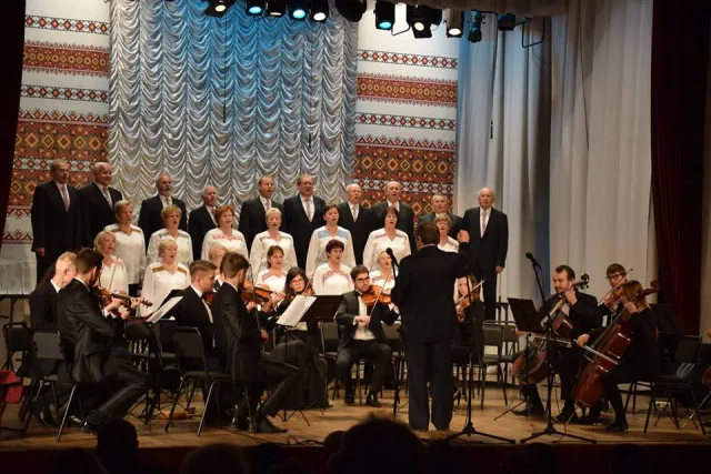У Івано-Франківську лунала лемківська пісня — фото 1